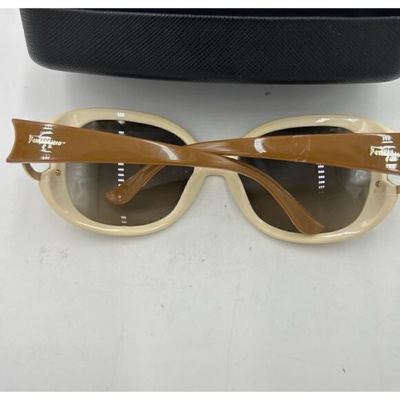 Women’s Salvatore Ferragamo, sunglasses made in Italy main image 5